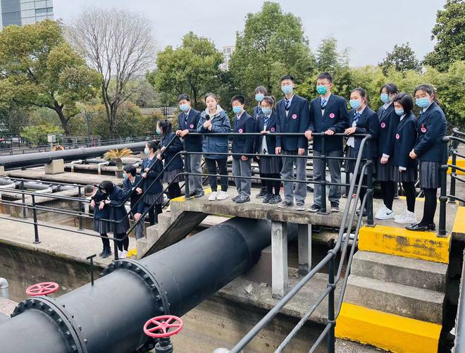 博鱼综合体育污水变清水需要几道工序？“世界水日”前杨浦这家近百岁的污水处理厂为“(图2)